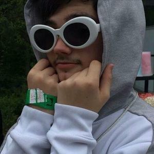 Meet your Posher, Kyle